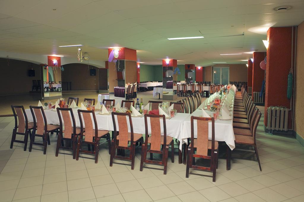 טרטו Rehe Hotel מראה חיצוני תמונה