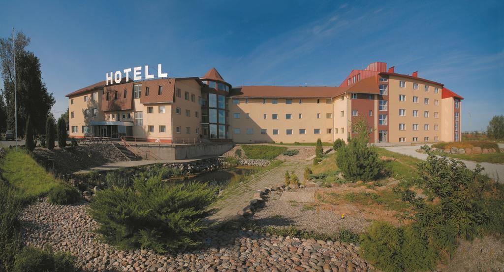 טרטו Rehe Hotel מראה חיצוני תמונה